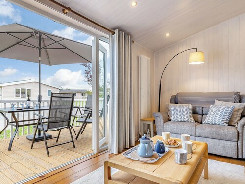 Relax and refresh with a stay at Rosemary Lodge.