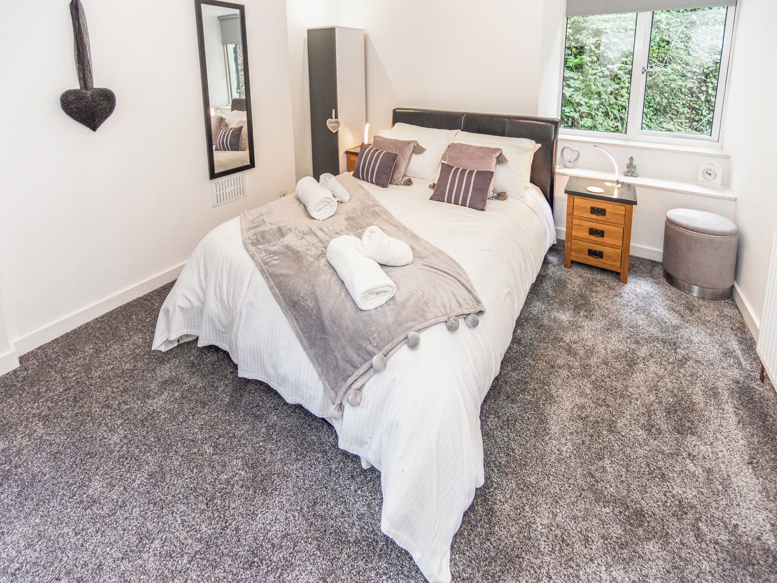 4 Schlafzimmer, kostenloses WLAN, Bettwäsche