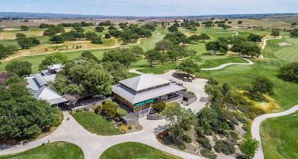 Welcome to Oasis On The Links!