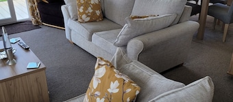 Remarkable 3-bed House in Hull