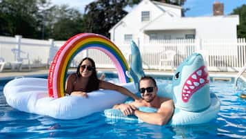 Indoor pool, seasonal outdoor pool, pool umbrellas, sun loungers