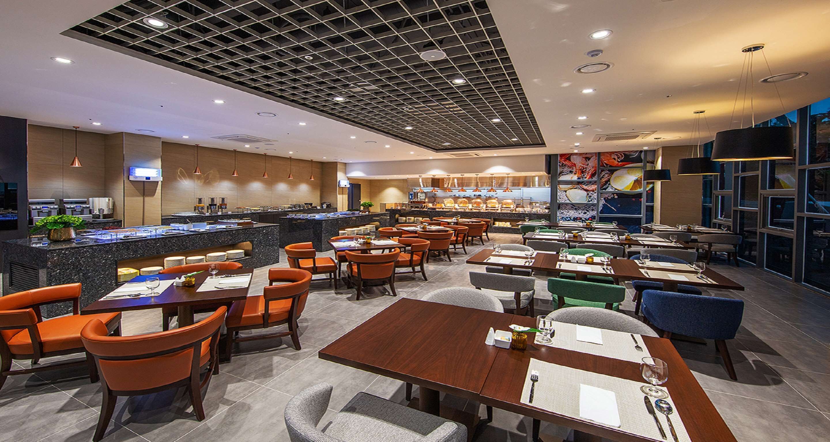 daily buffet breakfast (krw 23000 per person)