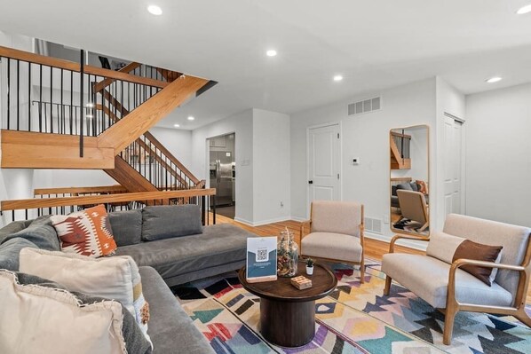 TV, fireplace, offices