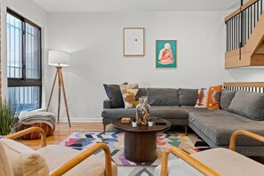 TV, fireplace, offices