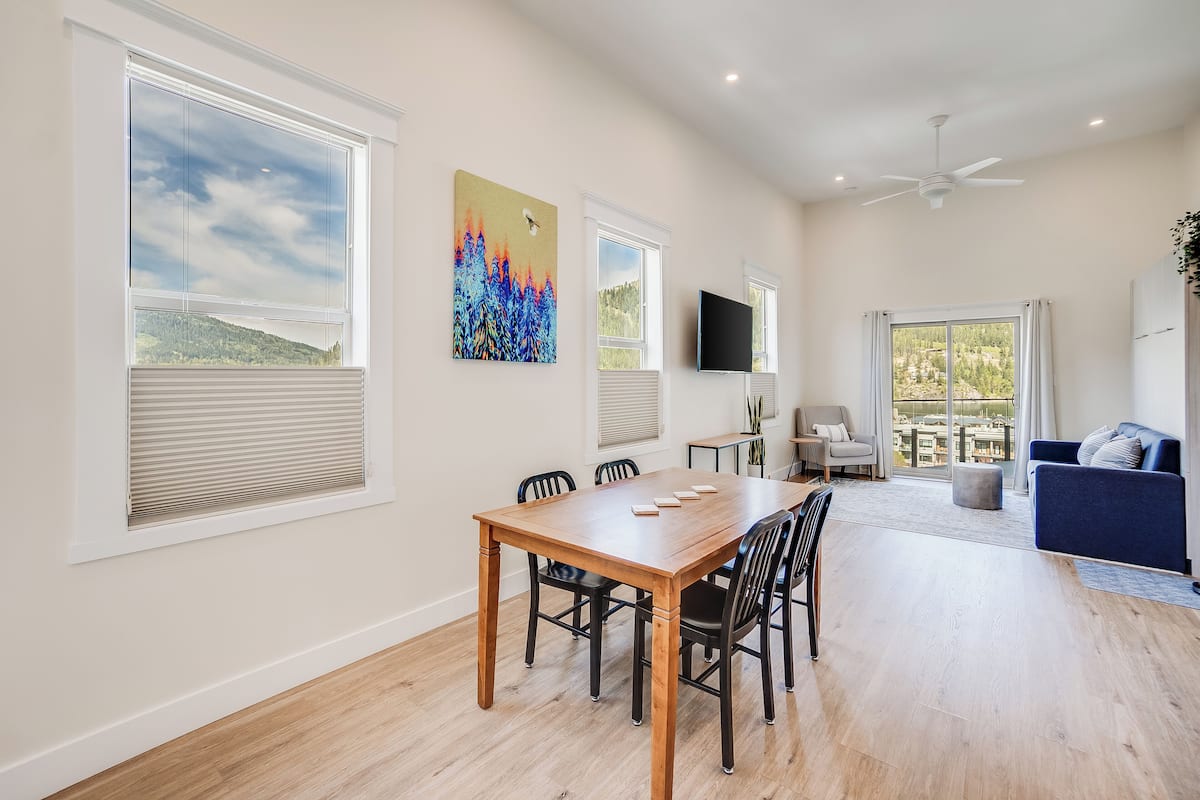 Luxury Suite, 1 Bedroom, Terrace, Lake View | Premium bedding, down duvets, memory-foam beds, individually decorated