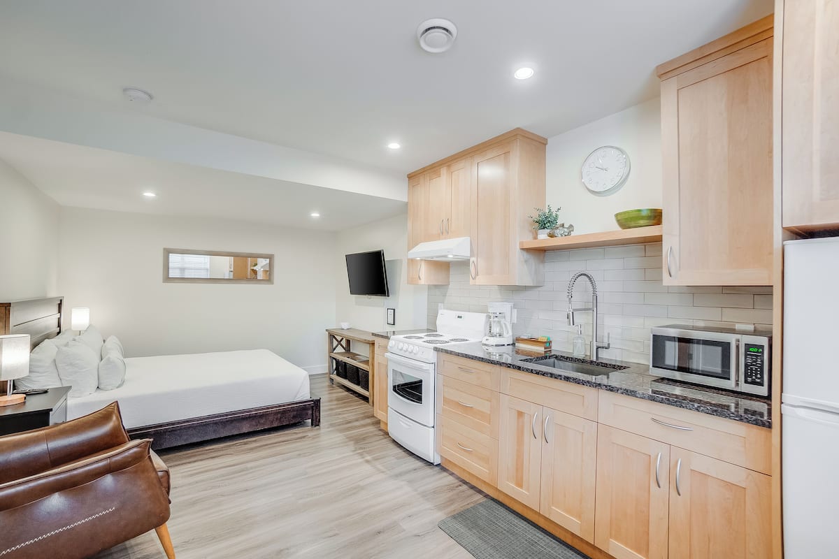 Suite estudio Deluxe | Ropa de cama de alta calidad, edredón y camas con efecto memoria