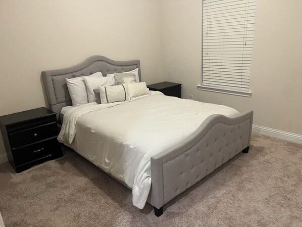 4 bedrooms, iron/ironing board, free WiFi, bed sheets