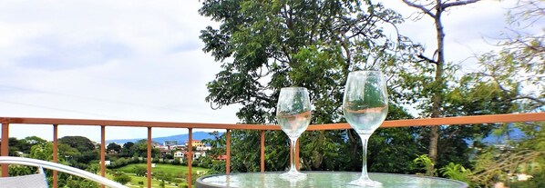 Property grounds - #1 Container Studio / 1BA, Great View & Location! (San Rafael, Escazu, Guachipelin)