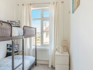 3 chambres, Wi-Fi gratuit, draps fournis