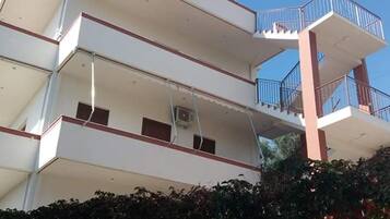 Apartment | Exterior