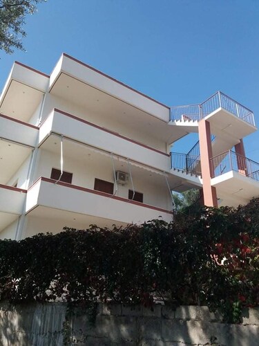 Remarkable 2-bed Apartment in Dhermi