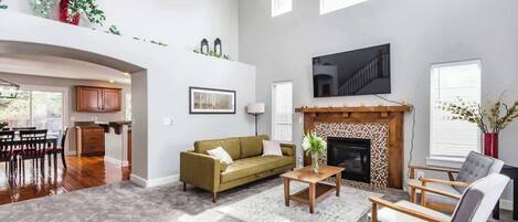 TV, fireplace, offices