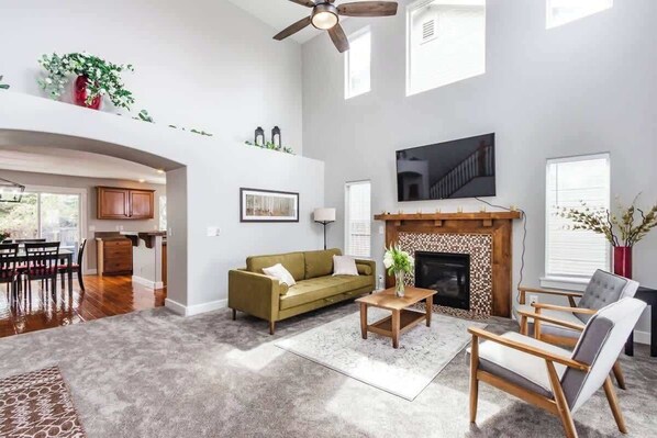TV, fireplace, offices