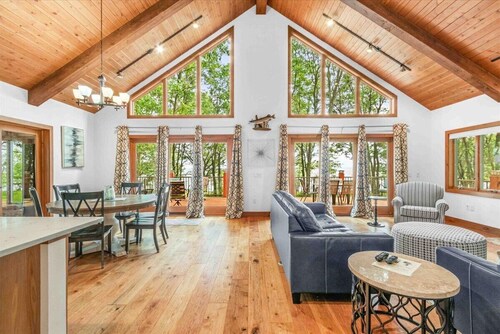 ONE OF A KIND FAMILY BEACH FRONT HOME ON LAKE PETENWELL  - PET FRIENDLY