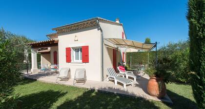 PROVENCE ALPES CÔTE D'AZUR PROX GRIGNAN GÎTE 3 *4/5 PEOPLE GARDEN- SWIMMING POOL