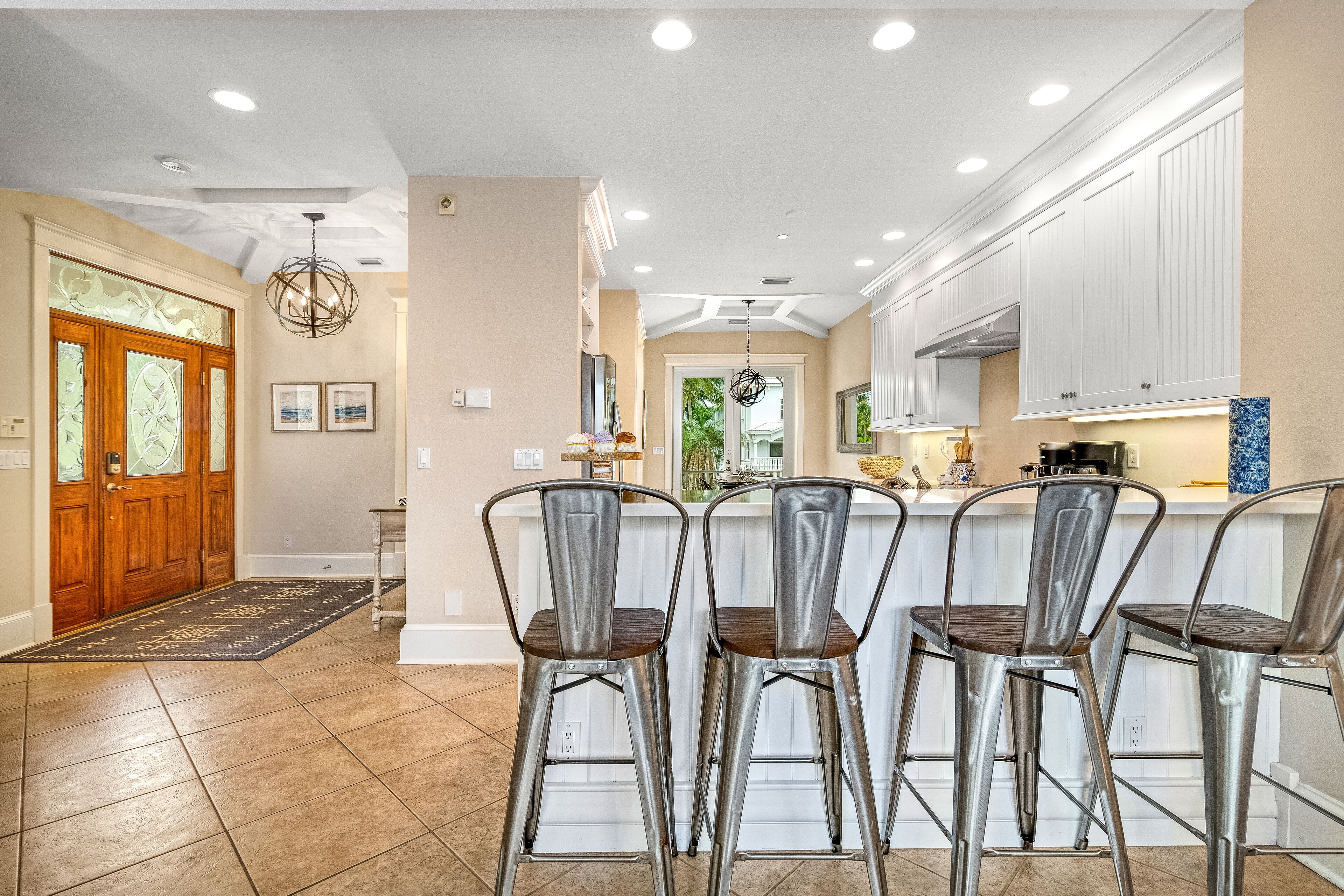 雪櫃、微波爐、焗爐、爐具