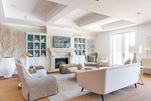 Interior detail - Oyster Bay Boutique Hotel (Pensacola)