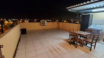 Departamento Confort | Terraza o patio