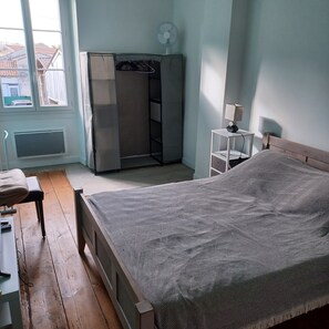 2 chambres, Wi-Fi gratuit, draps fournis