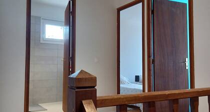 Maison de village spacieuse à 30 minutes de l'océan