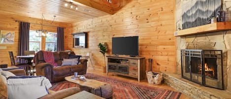 Smart-TV, Kamin, DVD-Player, Tischfußball