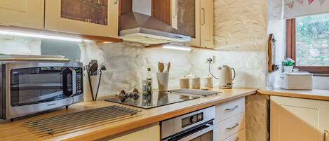 Lave-vaisselle, congélateur