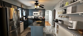 4-bedroom vacation home centrally located 