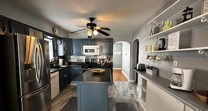 4-bedroom vacation home centrally located