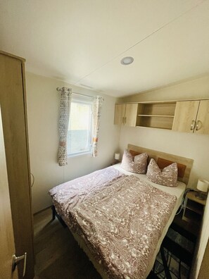 3 habitaciones, tabla de planchar con plancha y wifi gratis 