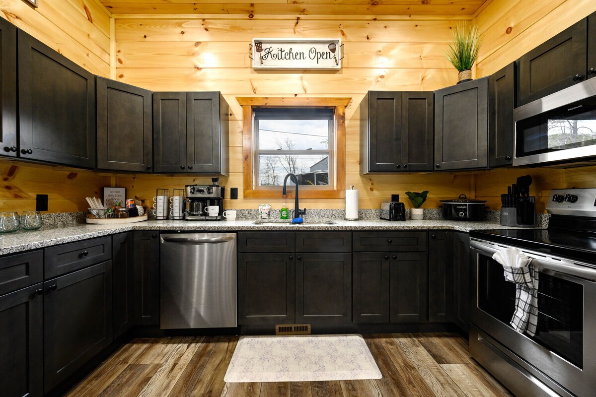 Photo 59 of 📌Prime Location,4 Ensuites, Mountain Views,EZ paved Roads ,🐾Pet Friendly, GameRM