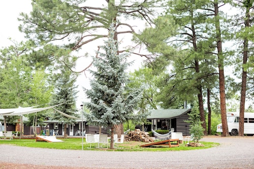 Corduroy Boutique Lodge