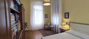 3 camere