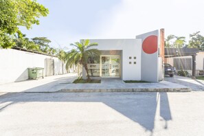 Entrada de la propiedad