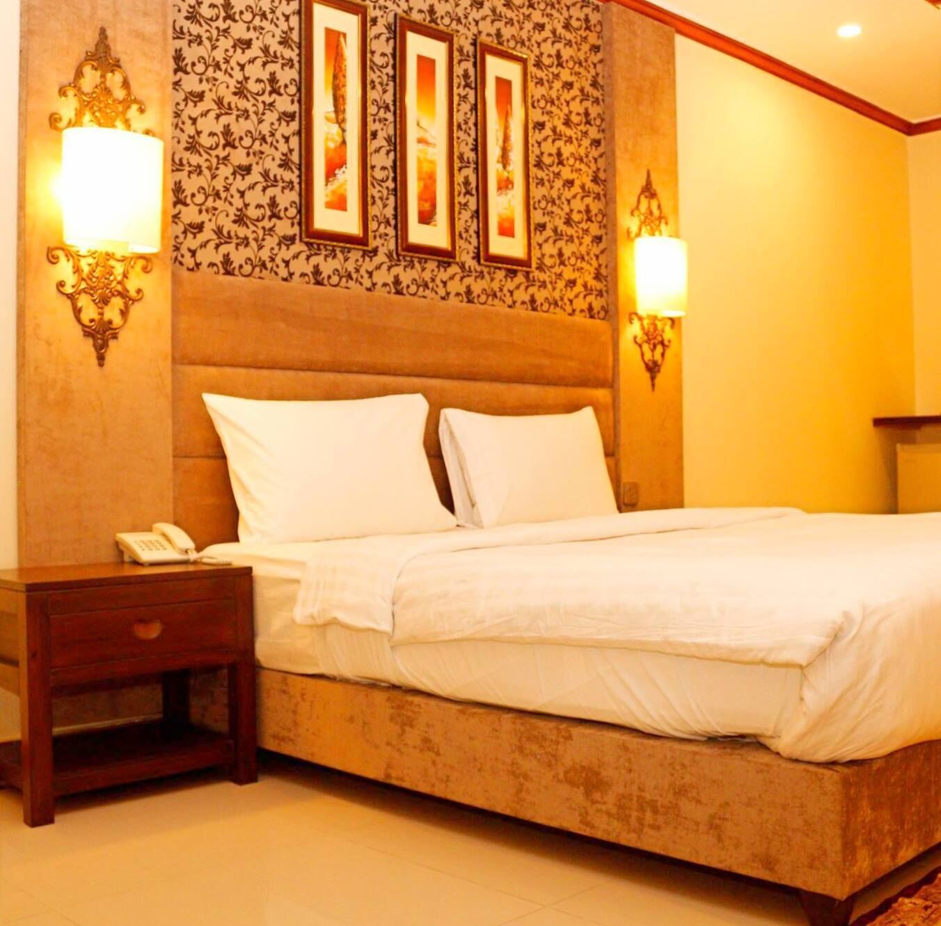 Deluxe Suite | Free WiFi, bed sheets