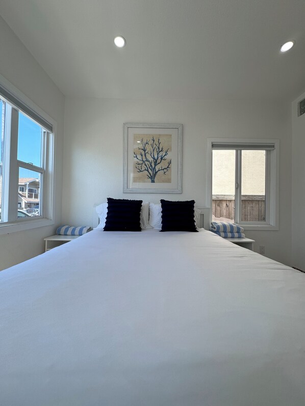 2 bedrooms, WiFi, bed sheets