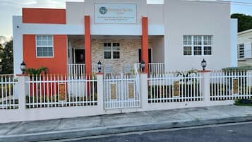 Fachada da propriedade