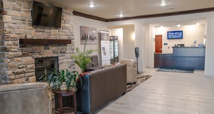 Cobblestone Hotel & Suites - Lamar