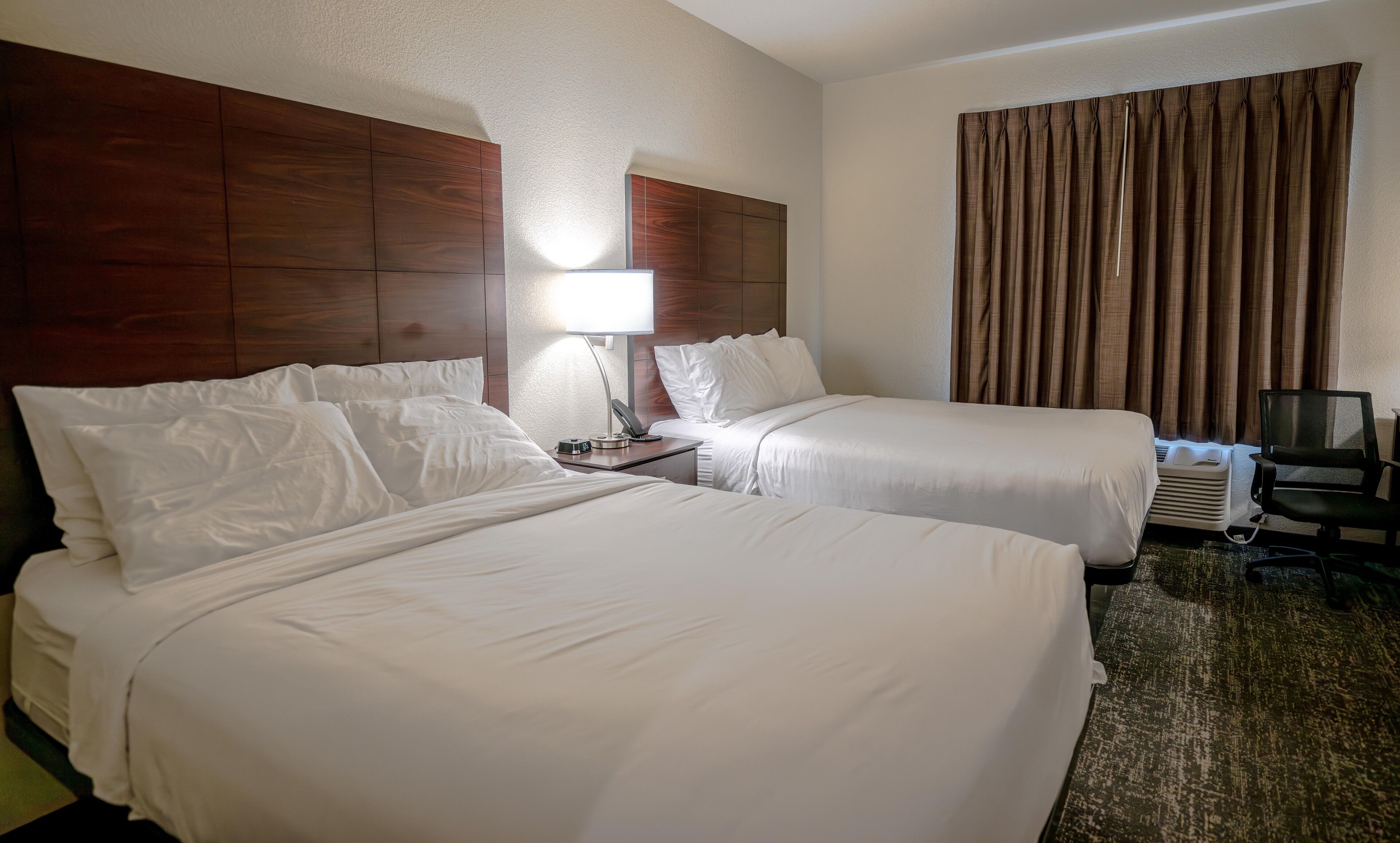 Studio, Multiple Beds, Non Smoking | Premium bedding, memory foam beds, desk, laptop workspace