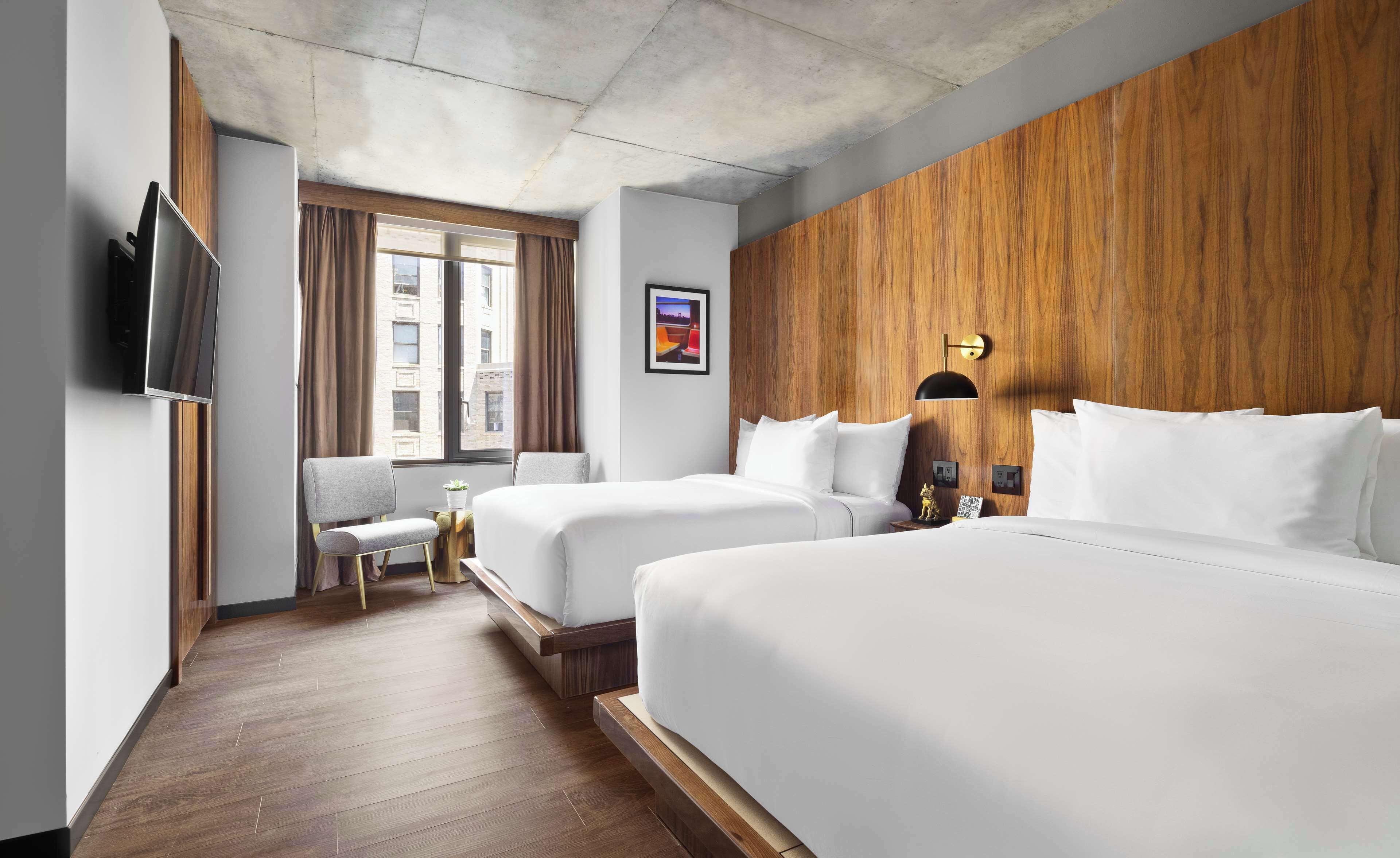 Egyptian cotton sheets, premium bedding, down comforters, pillowtop beds