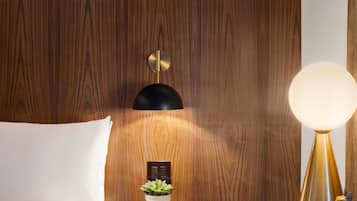Egyptian cotton sheets, premium bedding, down duvets, pillow-top beds