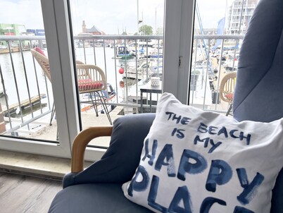 Apartment directly in the city marina / yacht harbor with a fantastic view also with dog