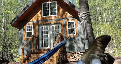 Story-book Cabin in the Woods above Lake Superior, near Grand Marais. -New Sauna
