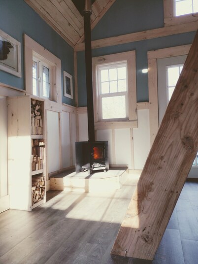 Story-book Cabin in the Woods above Lake Superior, near Grand Marais. -New Sauna