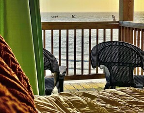 3 bedrooms, travel crib, free WiFi, bed sheets