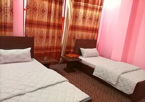 Wifi gratis y ropa de cama