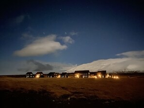 Exterior - Beautiful home between glacier and sea, Iceland (Hellnar)