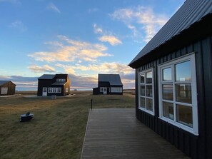 المنطقة المحيطة بالمنشأة