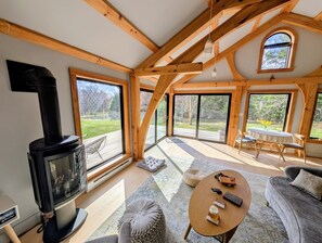 Fireplace, books, music library, stereo - Private Escape: Gorgeous Cabin on 20 acres overlooking pond. (Spring Mills)