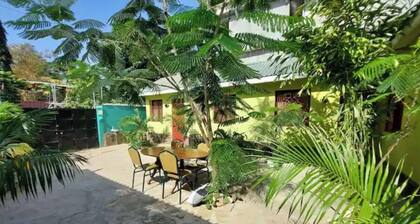 Amarossi Lion-Studio Terrace Apartment