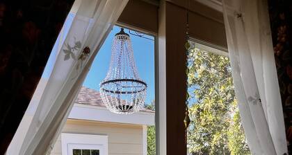 Serene Sonoma Home, Walk/bike downtown in minutes